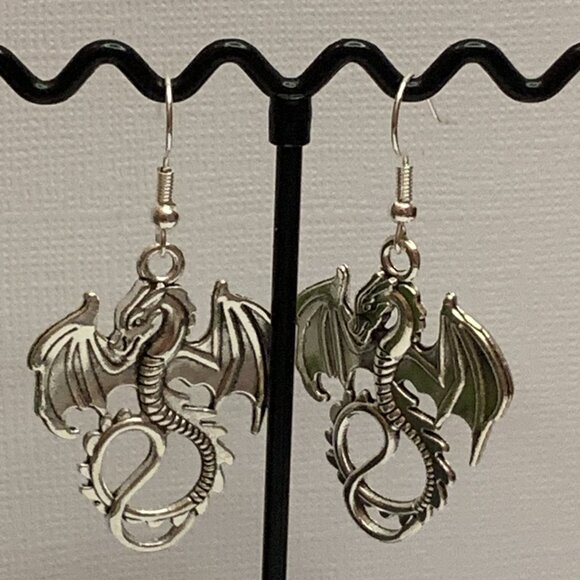 Dragon Earring, Punk Goth Earring, Dragon Jewelry, Gift Idea, Punk Goth Jewelry - Picture 3 of 7